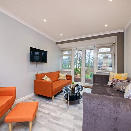 Beautiful Cozy Home With Free Parking Manchester Dış mekan fotoğraf