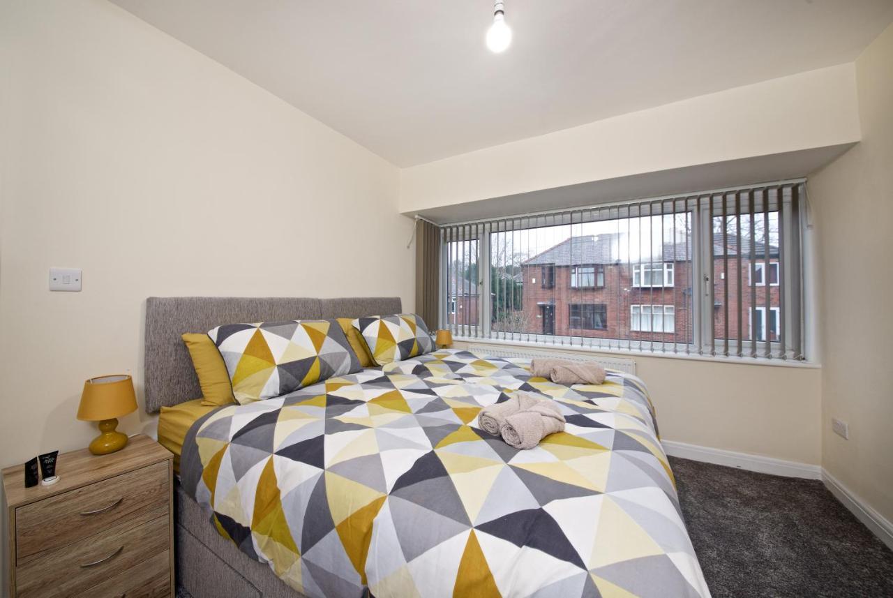 Beautiful Cozy Home With Free Parking Manchester Dış mekan fotoğraf