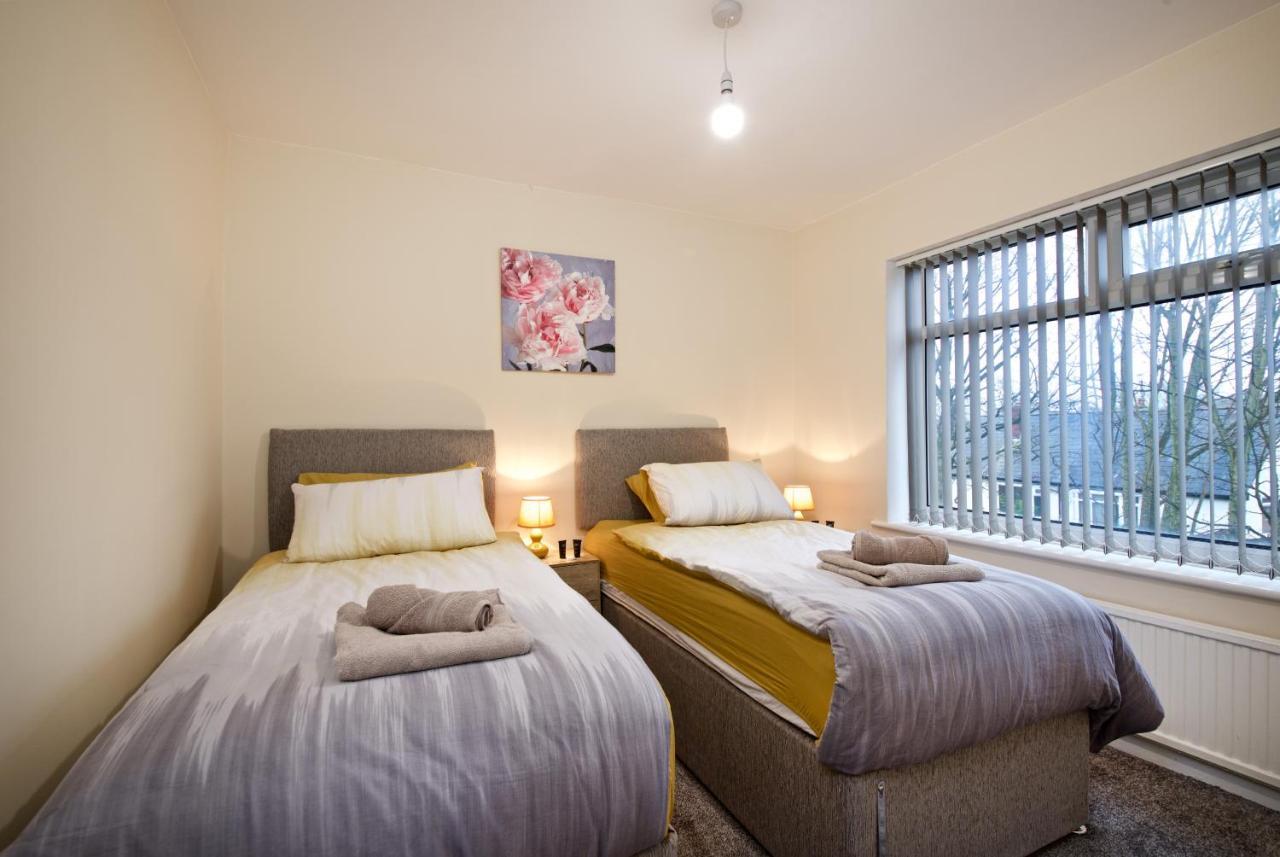 Beautiful Cozy Home With Free Parking Manchester Dış mekan fotoğraf